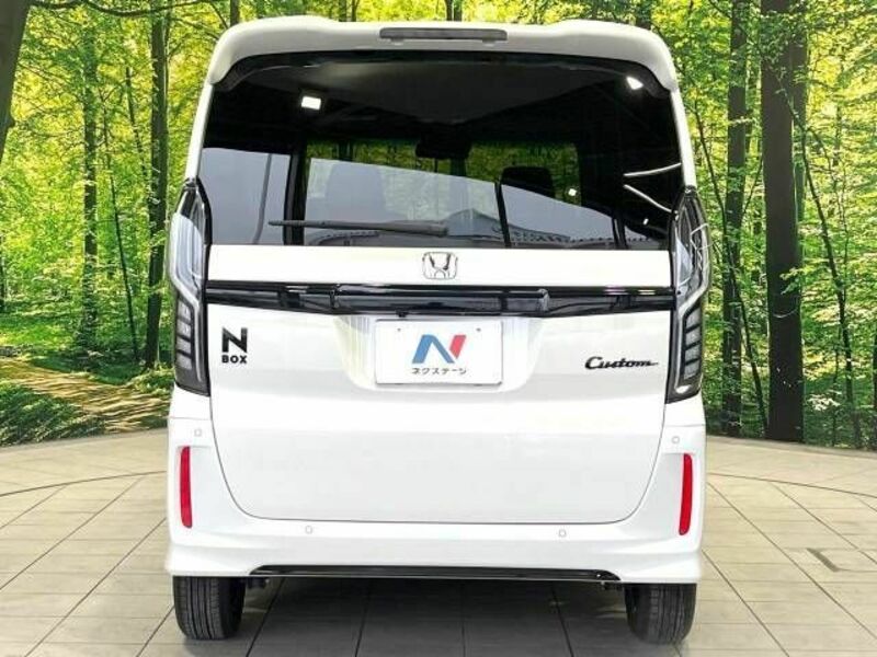 N BOX CUSTOM