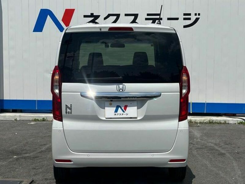 N BOX