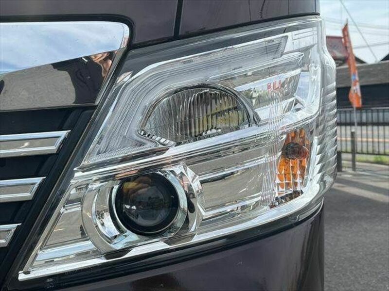 NV350 CARAVAN