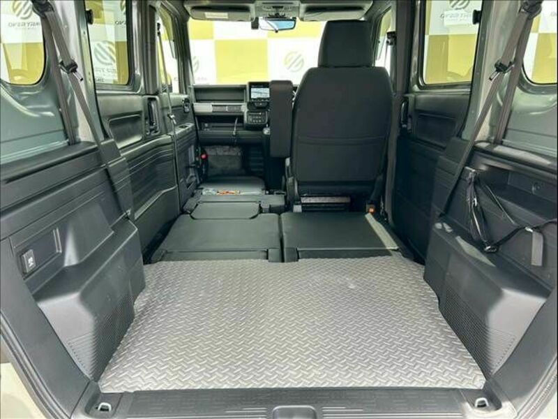 N-VAN