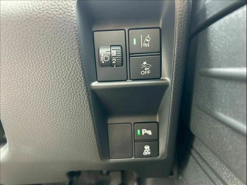 N-VAN