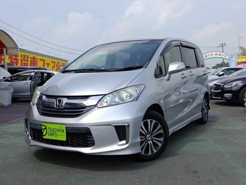 HONDA FREED HYBRID