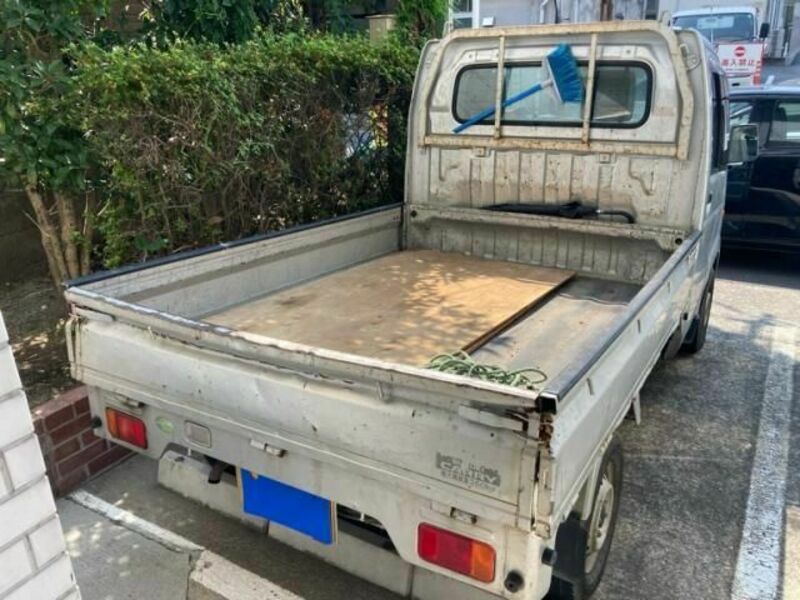 CARRY TRUCK