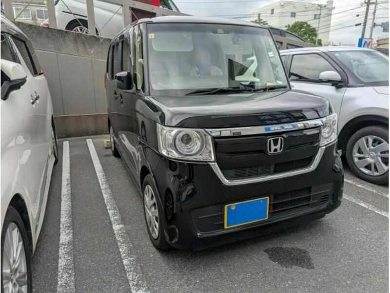 N BOX
