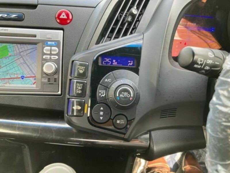 CR-Z