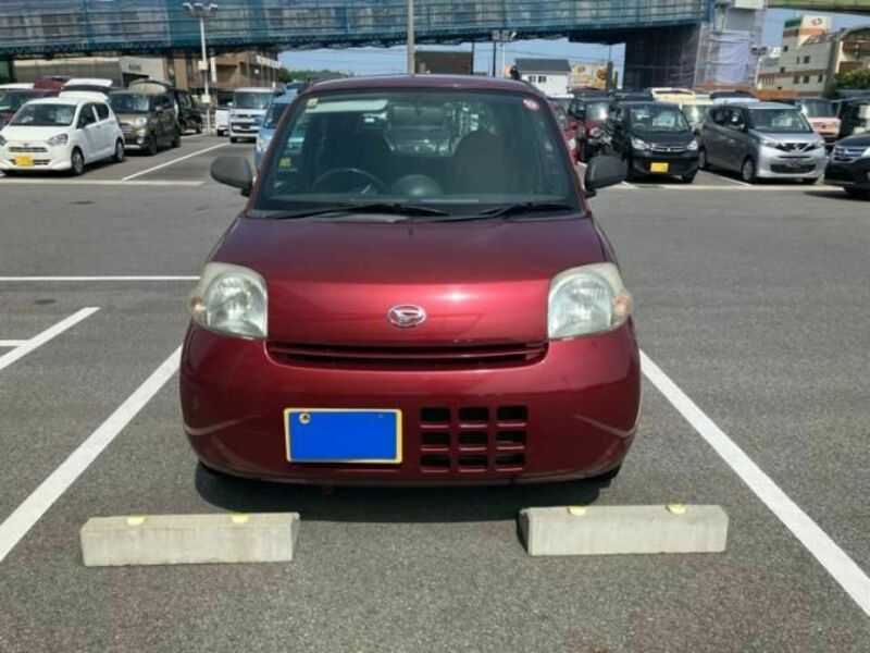 DAIHATSU ESSE
