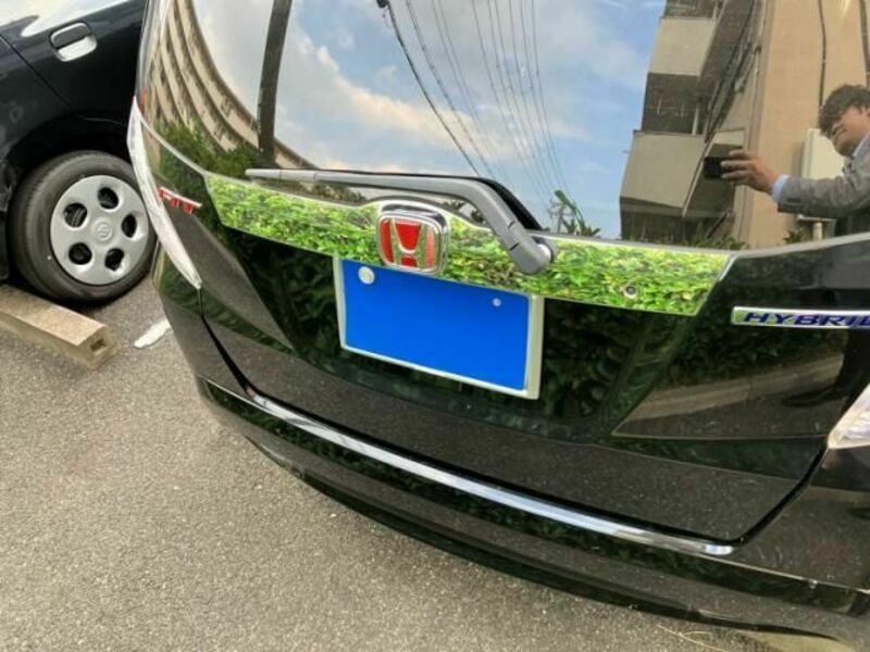 FIT HYBRID
