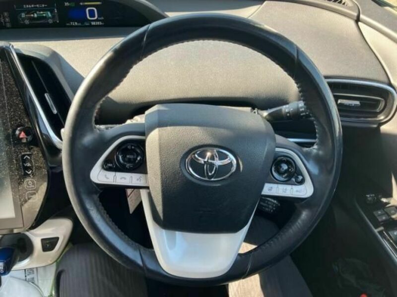 PRIUS PHV