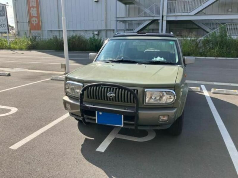 NISSAN RASHEEN