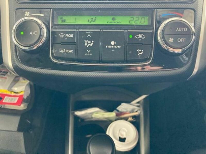 COROLLA FIELDER