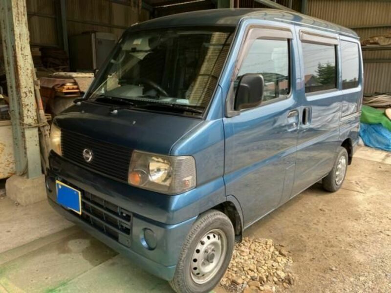 NISSAN CLIPPER VAN