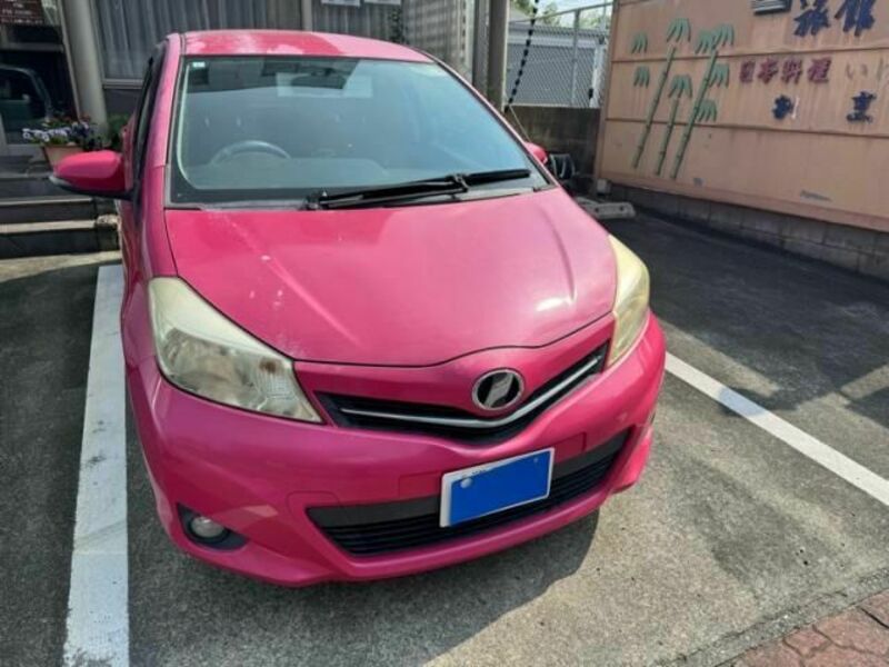 TOYOTA VITZ