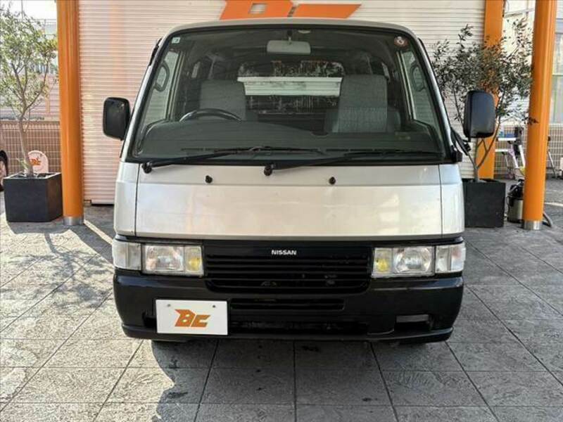 CARAVAN VAN