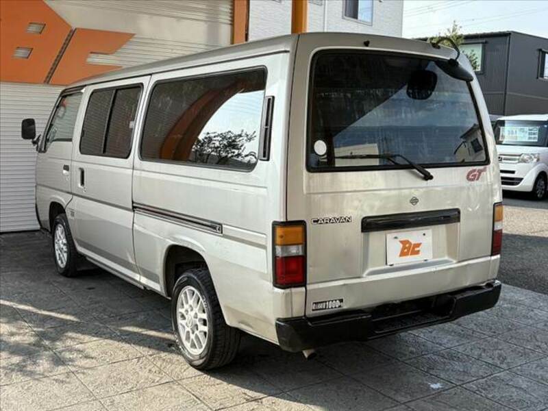 CARAVAN VAN
