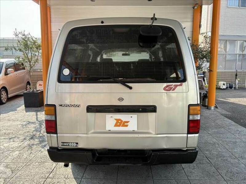 CARAVAN VAN