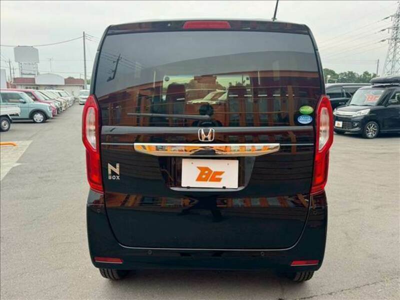 N BOX