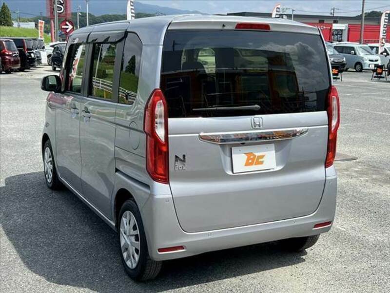 N BOX