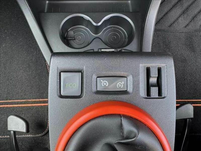TWINGO