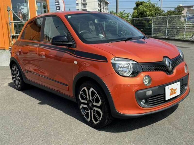 TWINGO