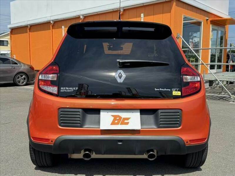 TWINGO