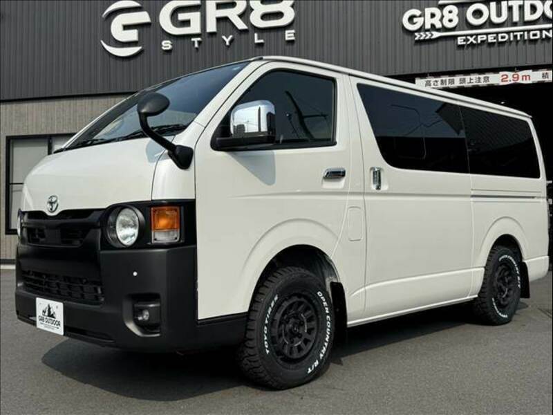 HIACE VAN