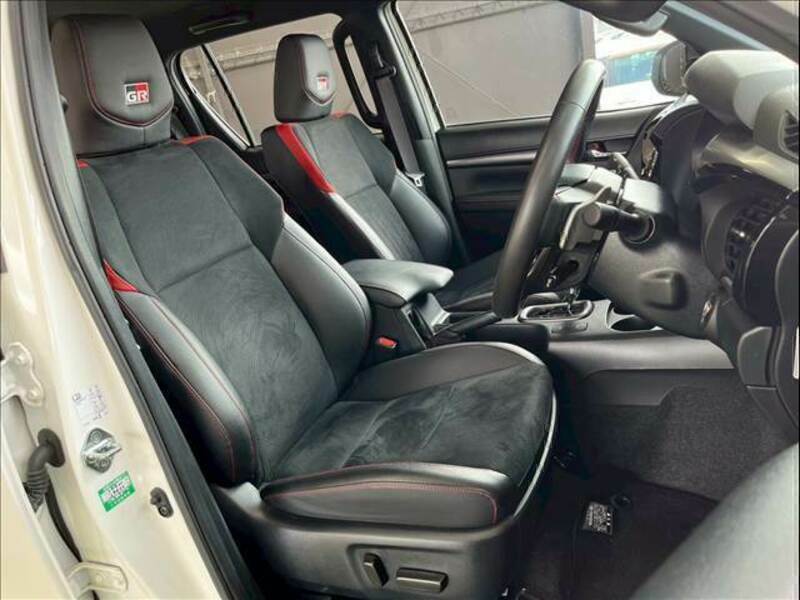 HILUX