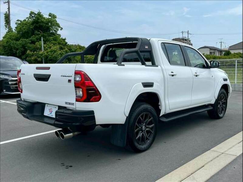 HILUX