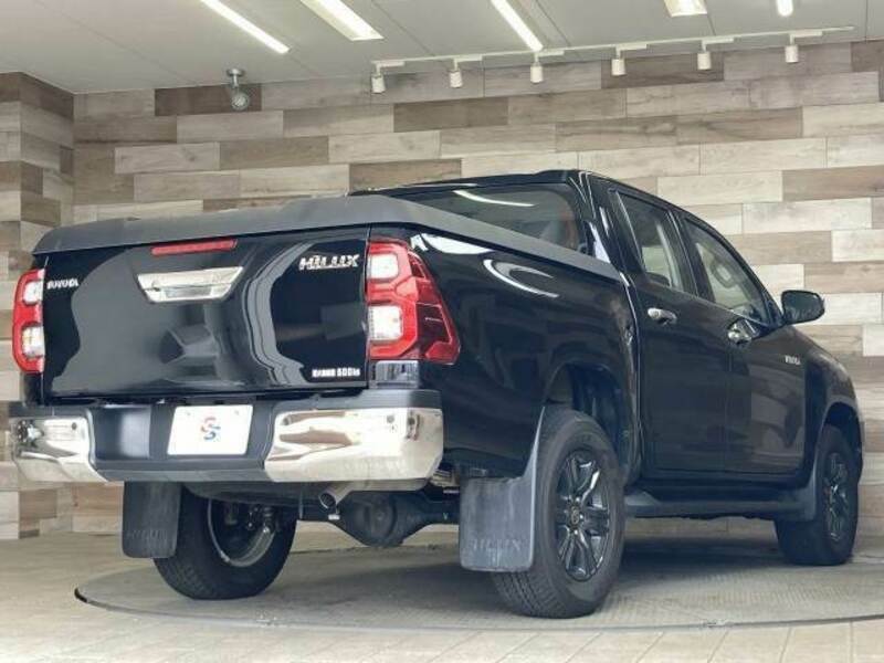HILUX