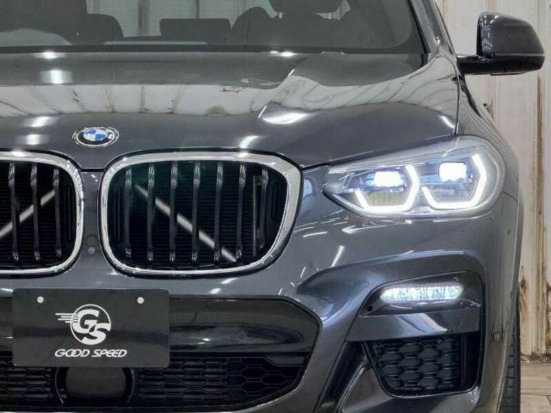 X3