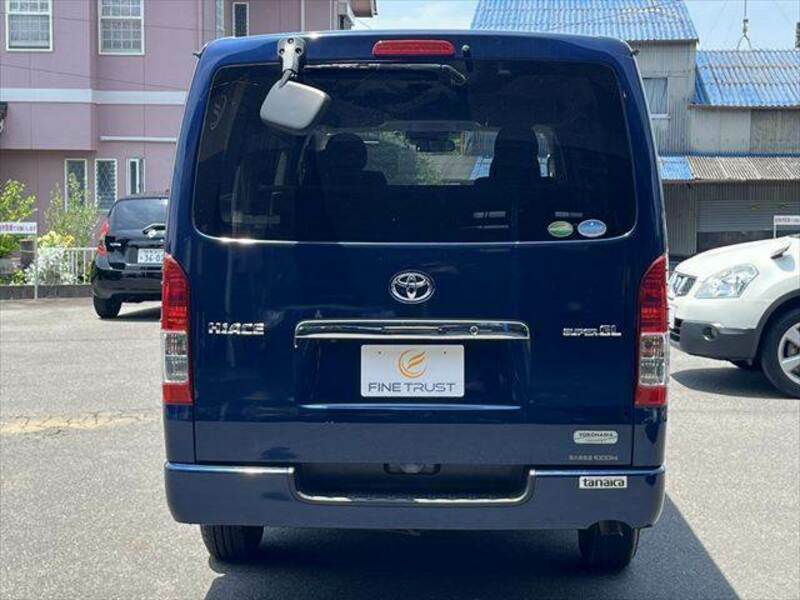 HIACE VAN