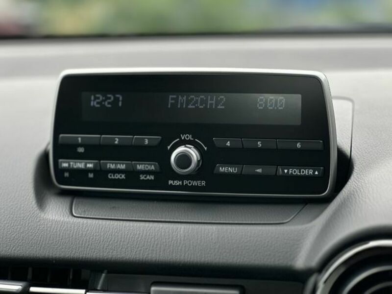 MAZDA2