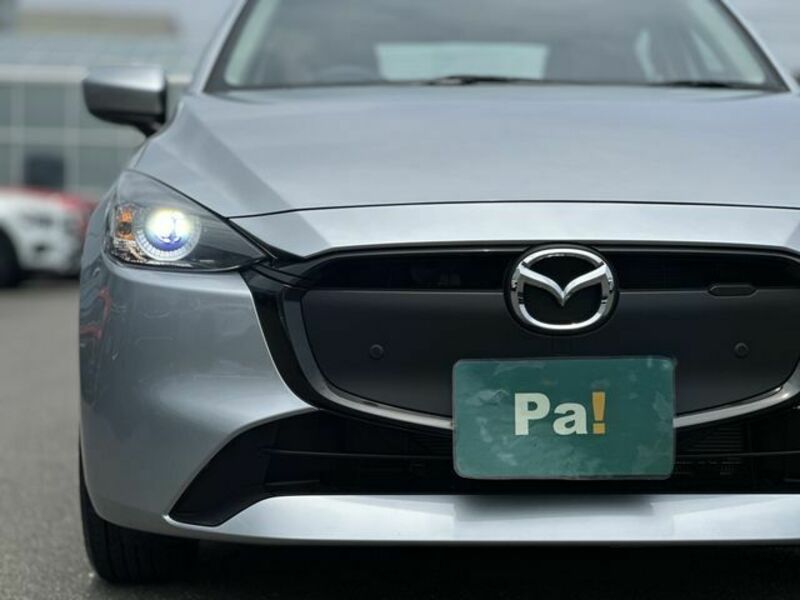 MAZDA2
