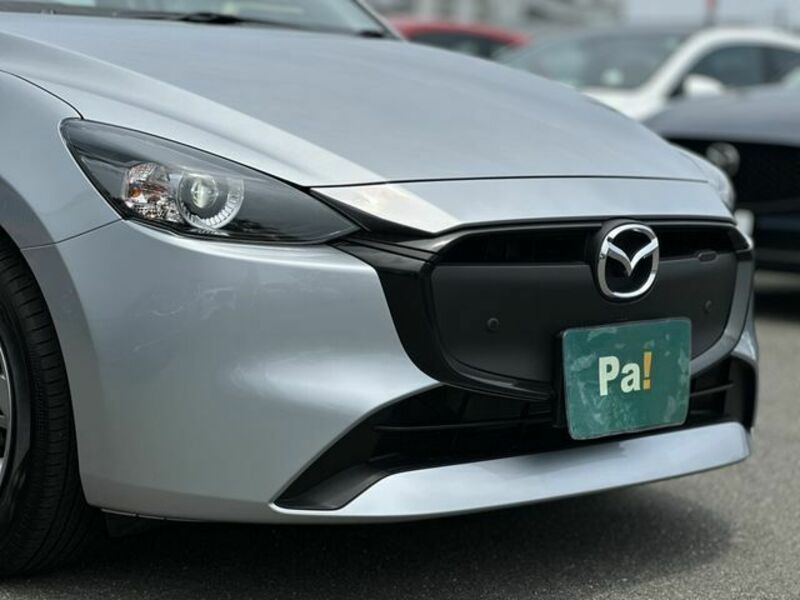 MAZDA2