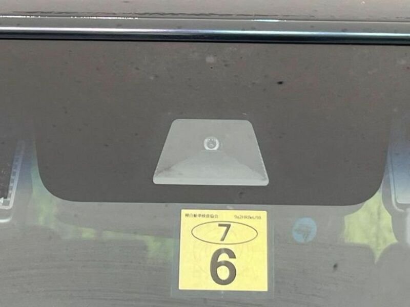 N BOX