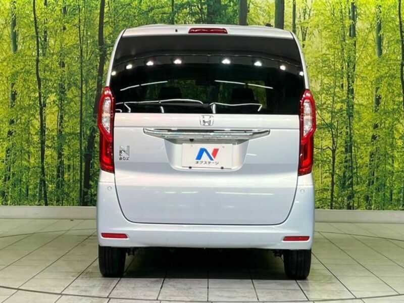 N BOX