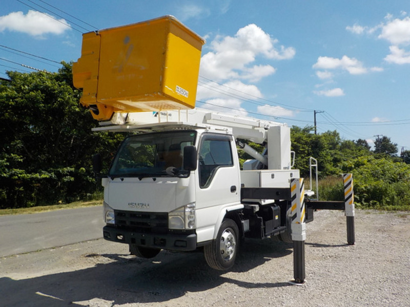 ISUZU ELF