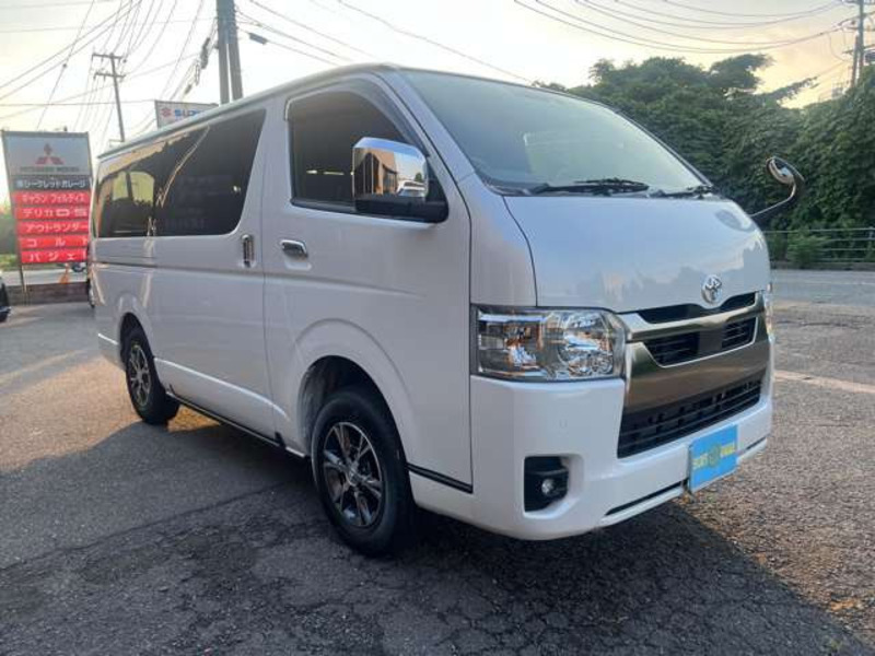 HIACE VAN