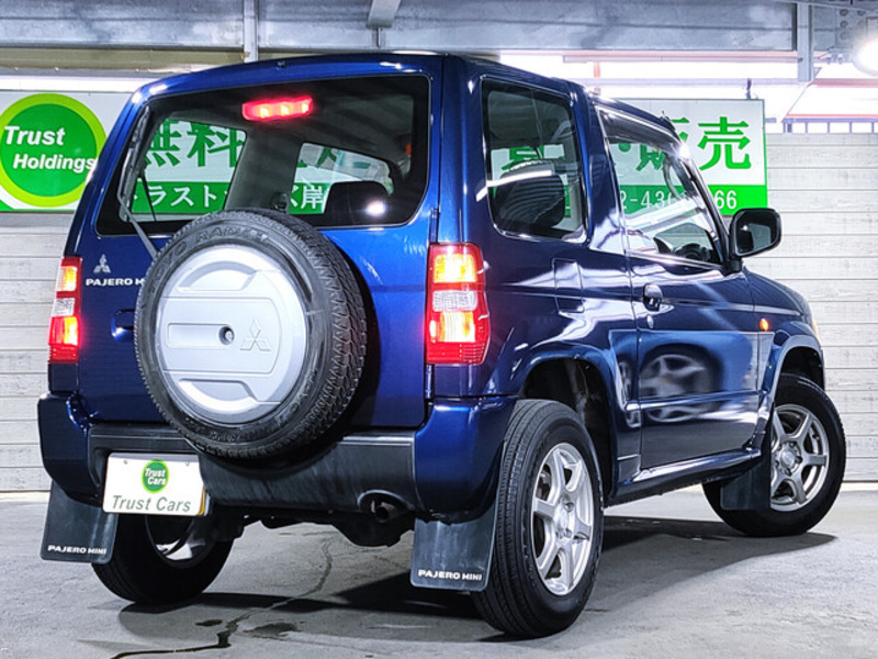 PAJERO MINI