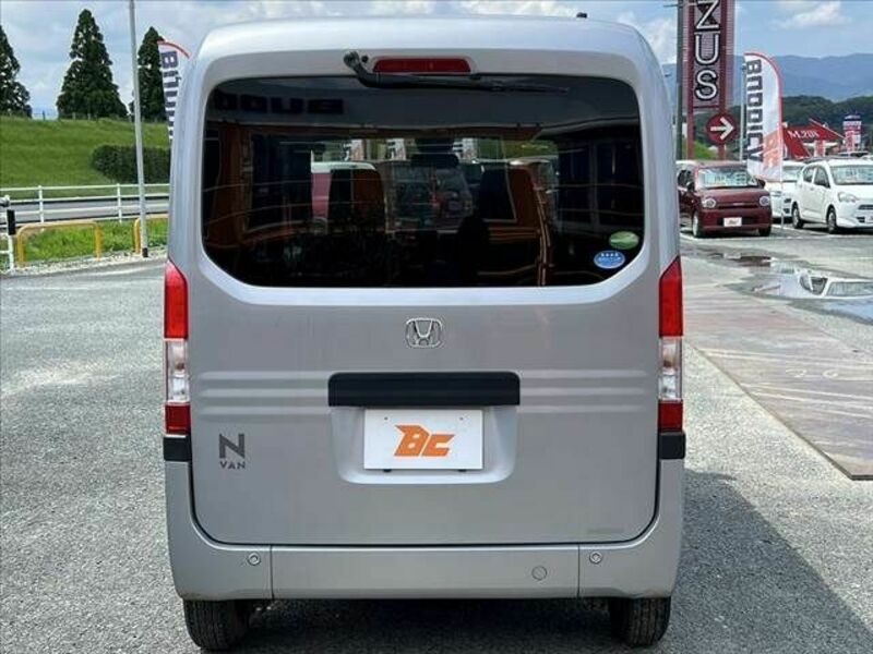 N-VAN