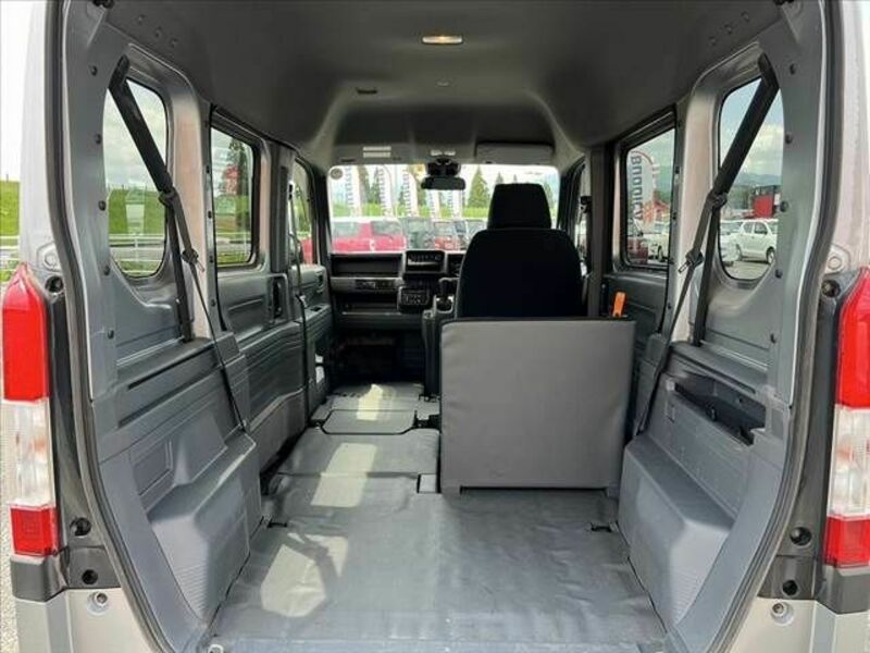 N-VAN