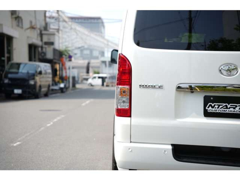 HIACE VAN