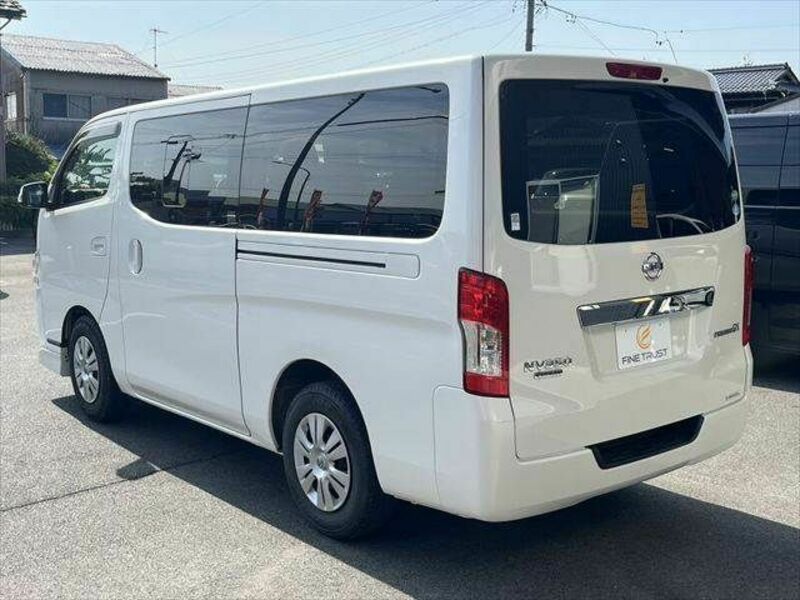 NV350 CARAVAN