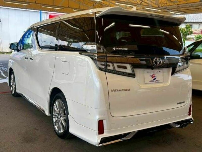 VELLFIRE