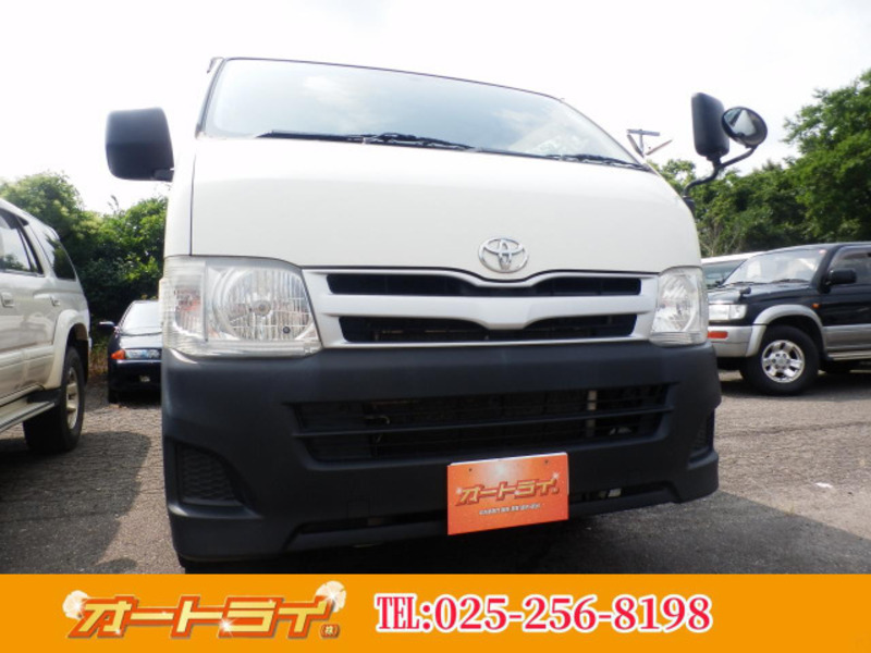 HIACE VAN-0