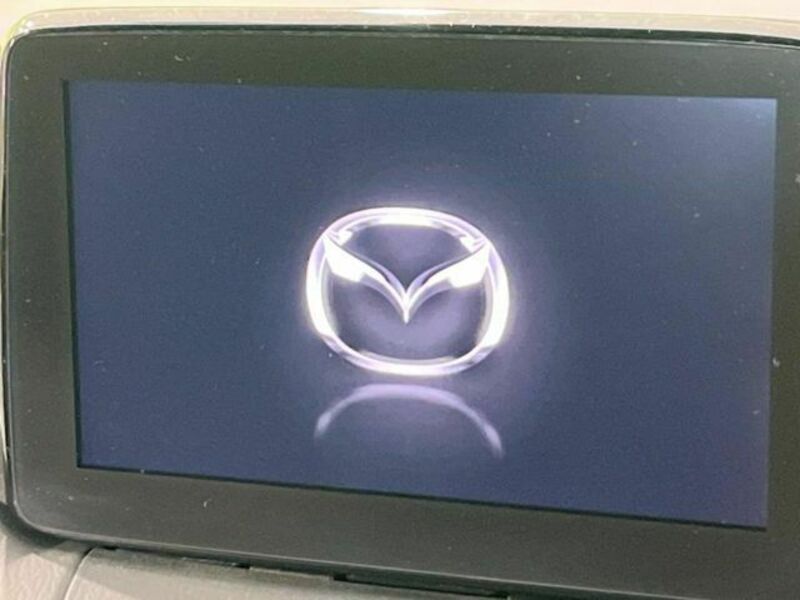 MAZDA2