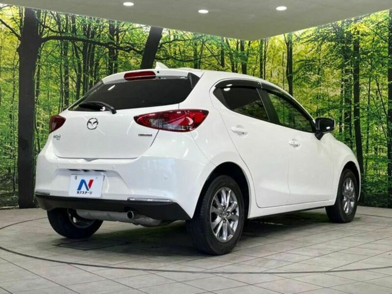 MAZDA2
