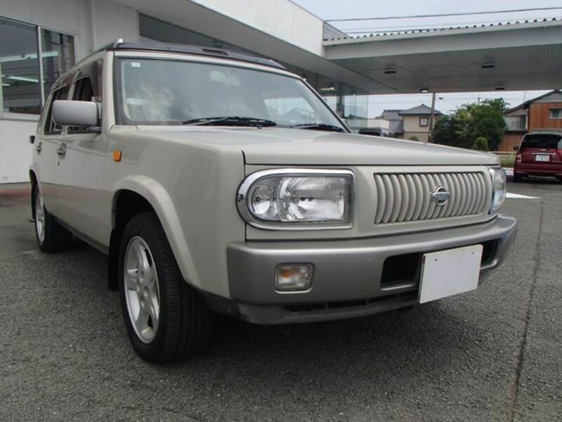 NISSAN RASHEEN