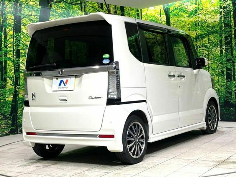 N BOX CUSTOM