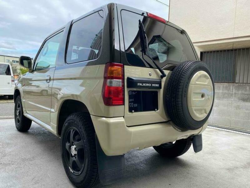 PAJERO MINI