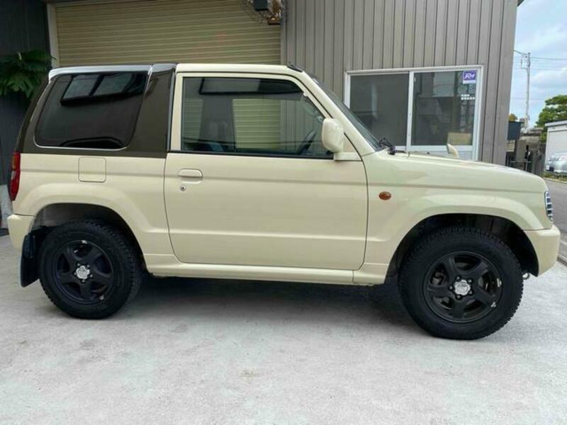 PAJERO MINI